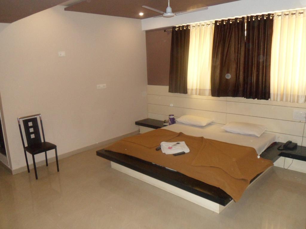 Hotel Canada Palace Batwa Bilik gambar