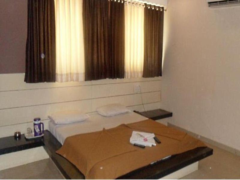 Hotel Canada Palace Batwa Luaran gambar