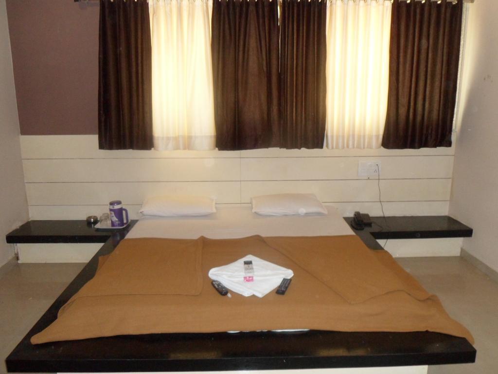 Hotel Canada Palace Batwa Luaran gambar