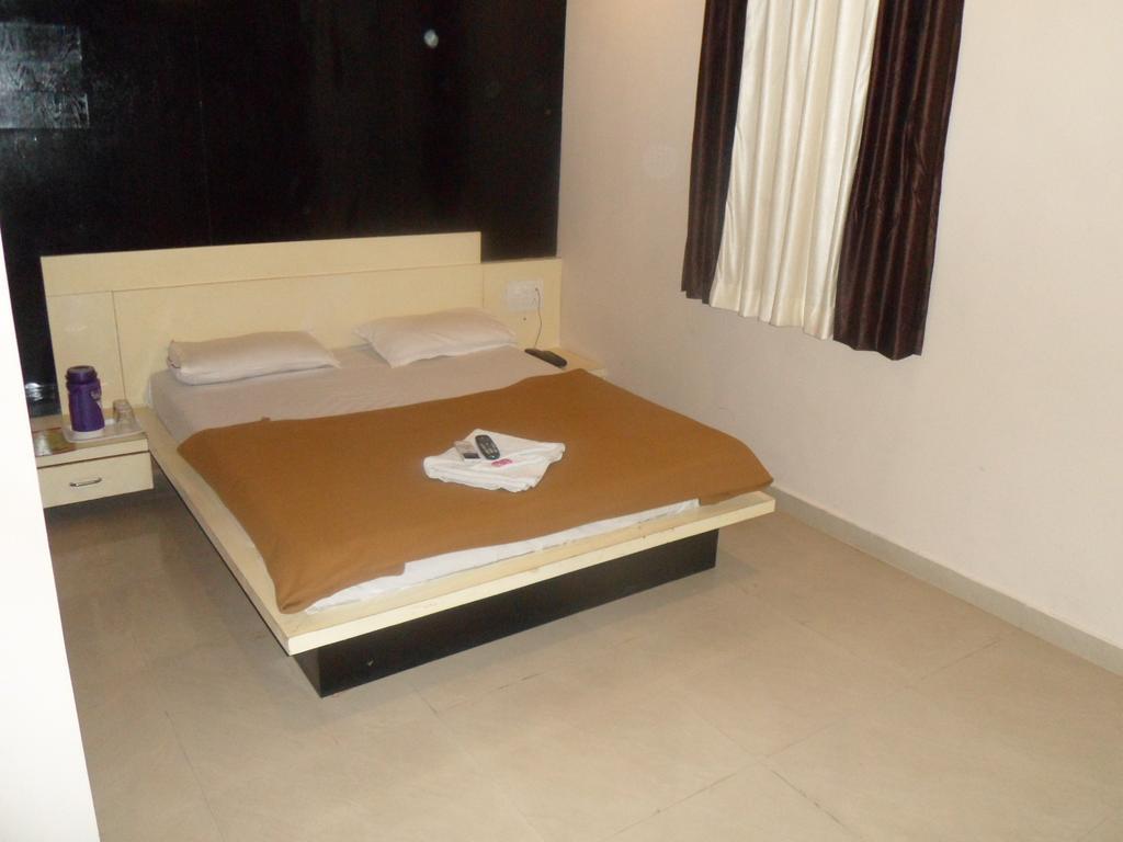 Hotel Canada Palace Batwa Luaran gambar